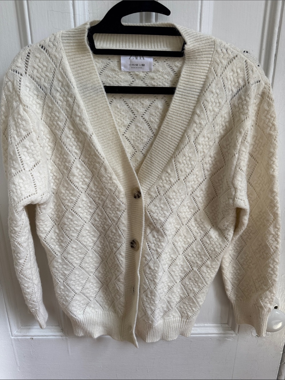 Zara Cream Diamond‑Textured V‑Neck Button Cardigan